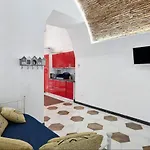 Seafront, Large On The With Ac And Wifi * Pietra Ligure